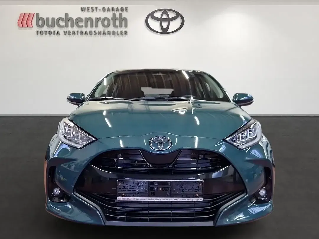 Toyota Yaris - Thumbnail 2