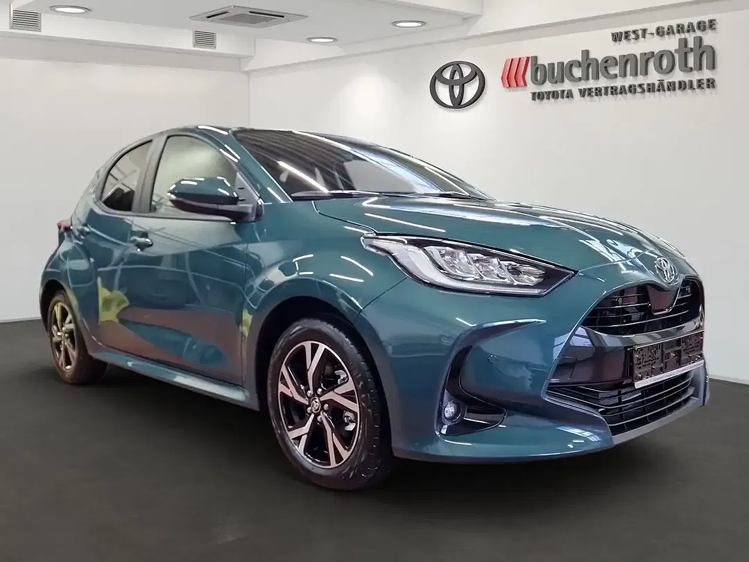 Toyota Yaris - Thumbnail 3
