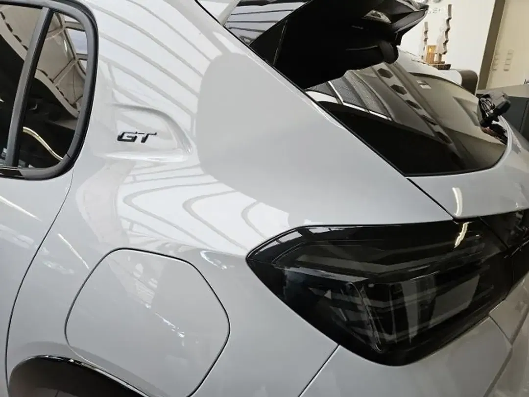 Peugeot 208 - Thumbnail 14