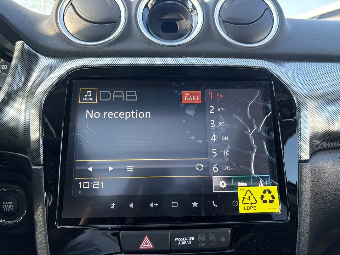 Suzuki Vitara - Thumbnail 11