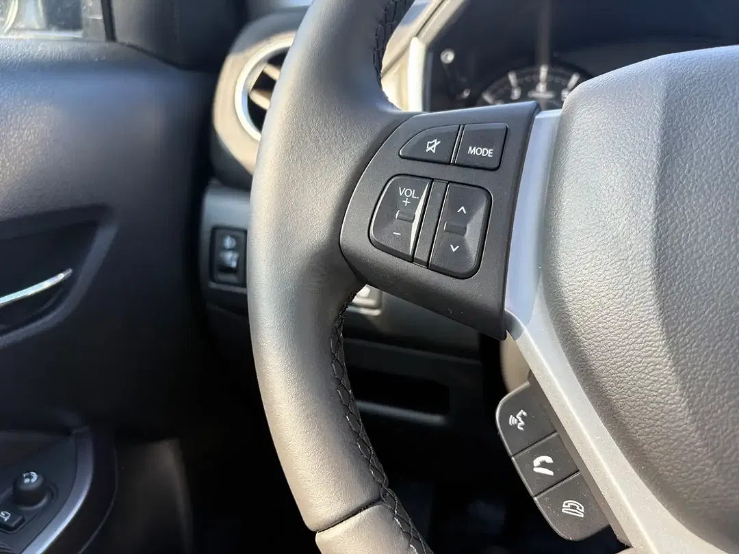 Suzuki Vitara - Thumbnail 15