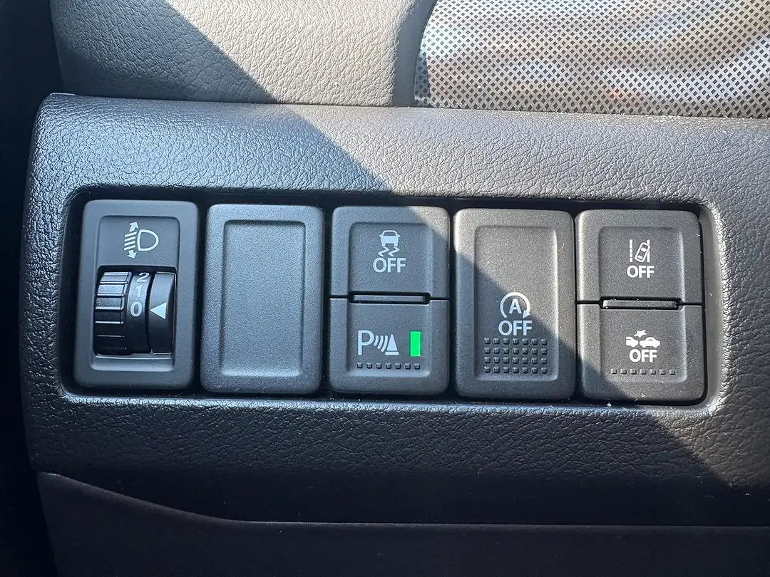 Suzuki Vitara - Thumbnail 18