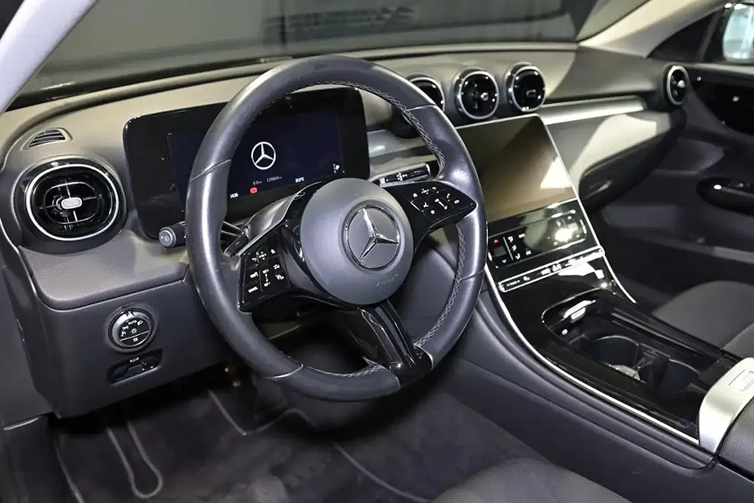 Mercedes-Benz C 200 - Thumbnail 18