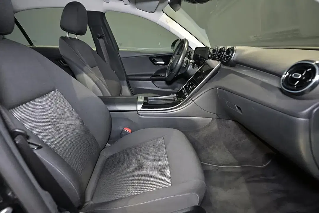 Mercedes-Benz C 200 - Thumbnail 19
