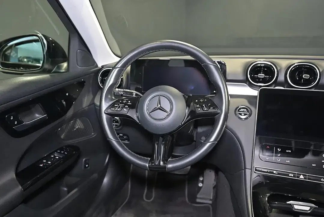 Mercedes-Benz C 200 - Thumbnail 8