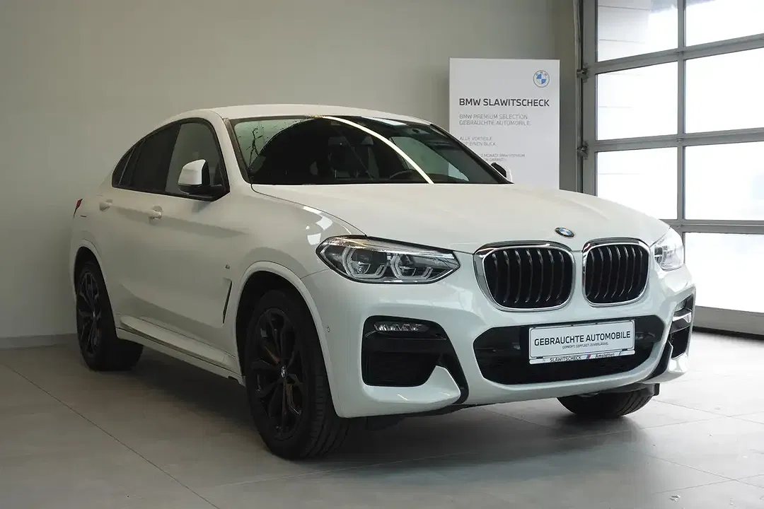 BMW X4 - Thumbnail 1
