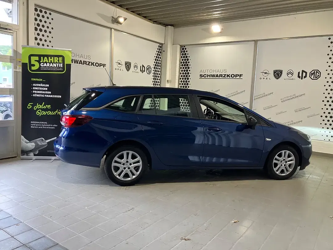 Opel Astra - Thumbnail 4