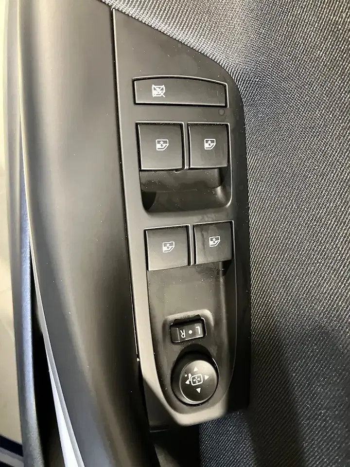Opel Astra - Thumbnail 6