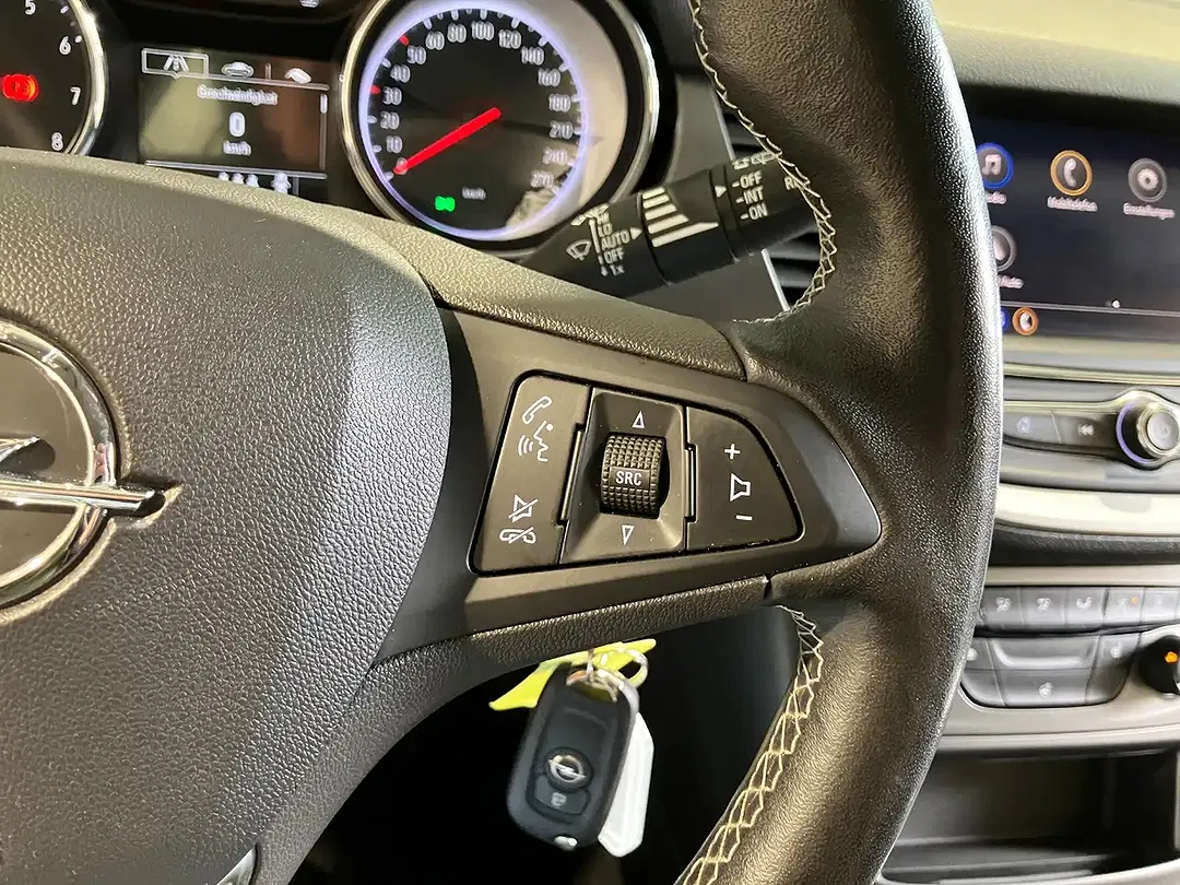 Opel Astra - Thumbnail 8