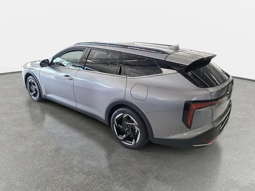 Kia K4 - Thumbnail 5