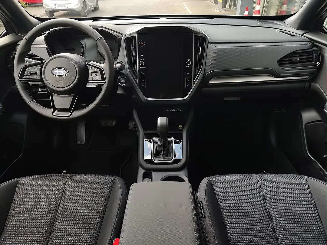Subaru Forester - Thumbnail 10