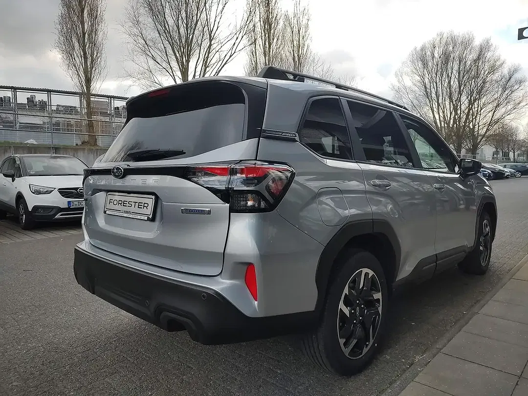 Subaru Forester - Thumbnail 4
