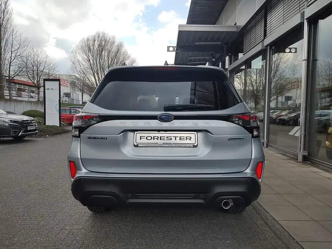 Subaru Forester - Thumbnail 5