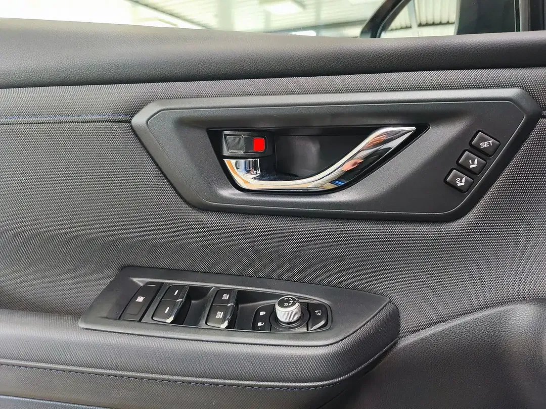 Subaru Forester - Thumbnail 13