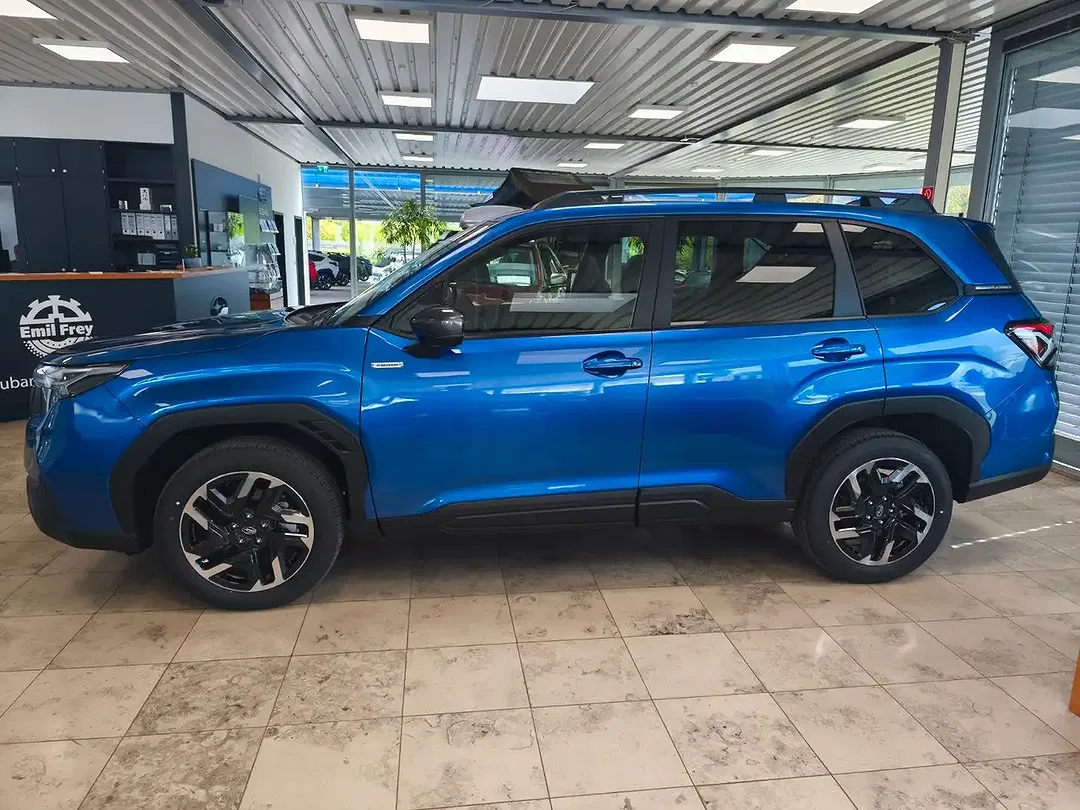 Subaru Forester - Thumbnail 2