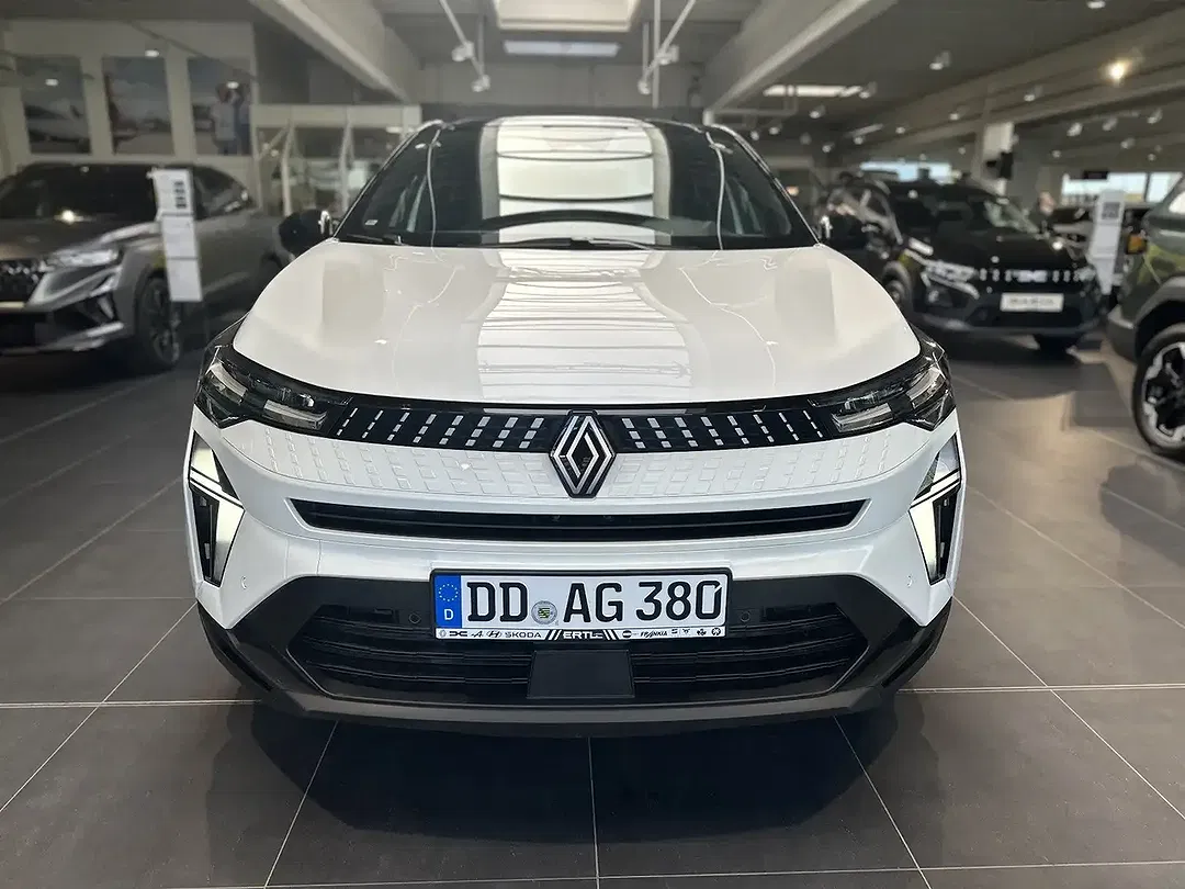 Renault Captur - Thumbnail 2