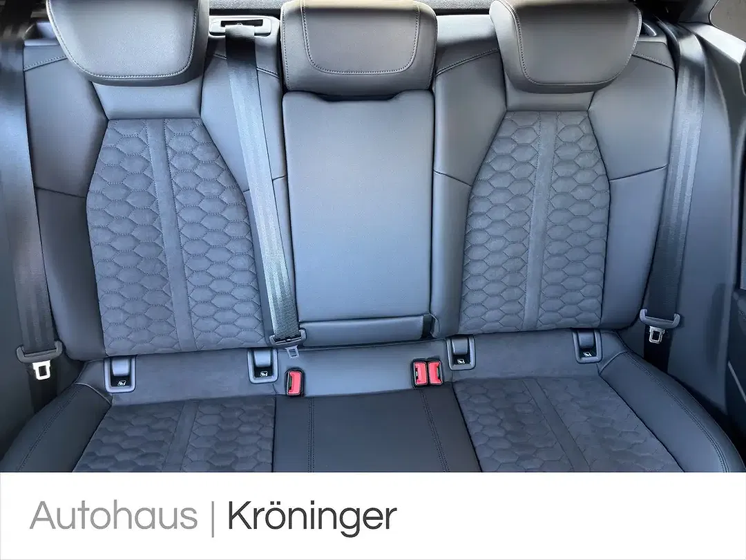 Audi RS3 - Thumbnail 10