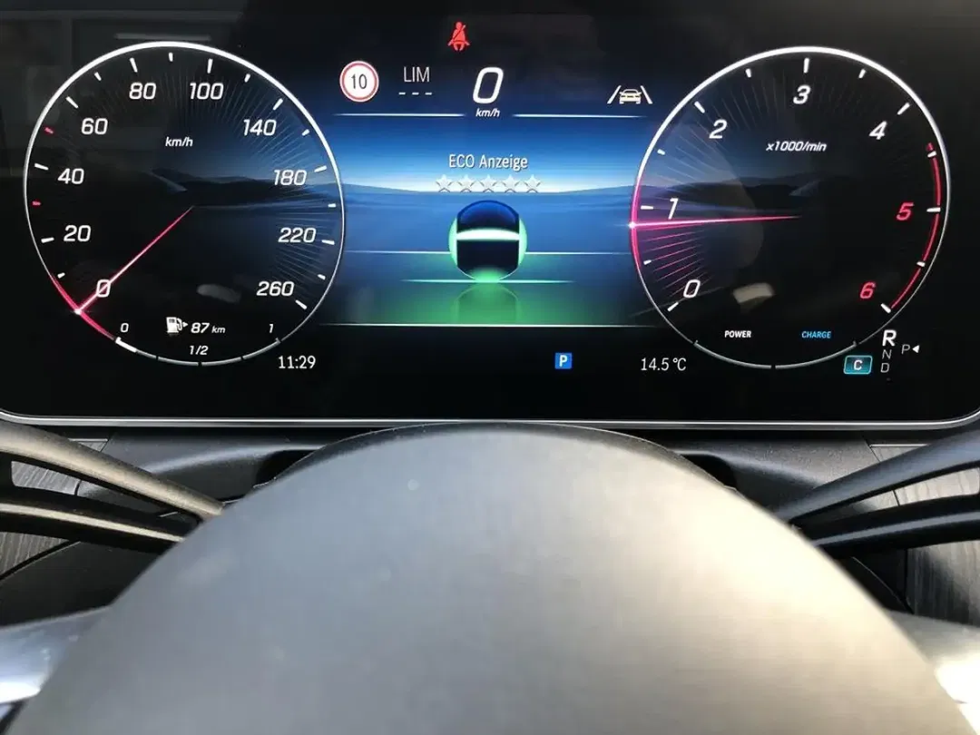 Mercedes-Benz C 220 - Thumbnail 9