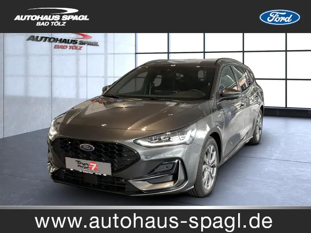 Ford Focus - Thumbnail 1