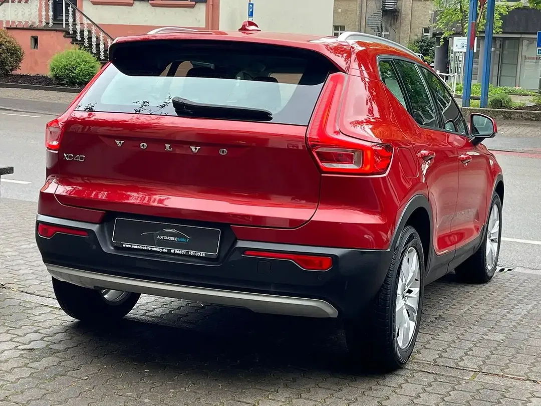 Volvo XC40 - Thumbnail 8