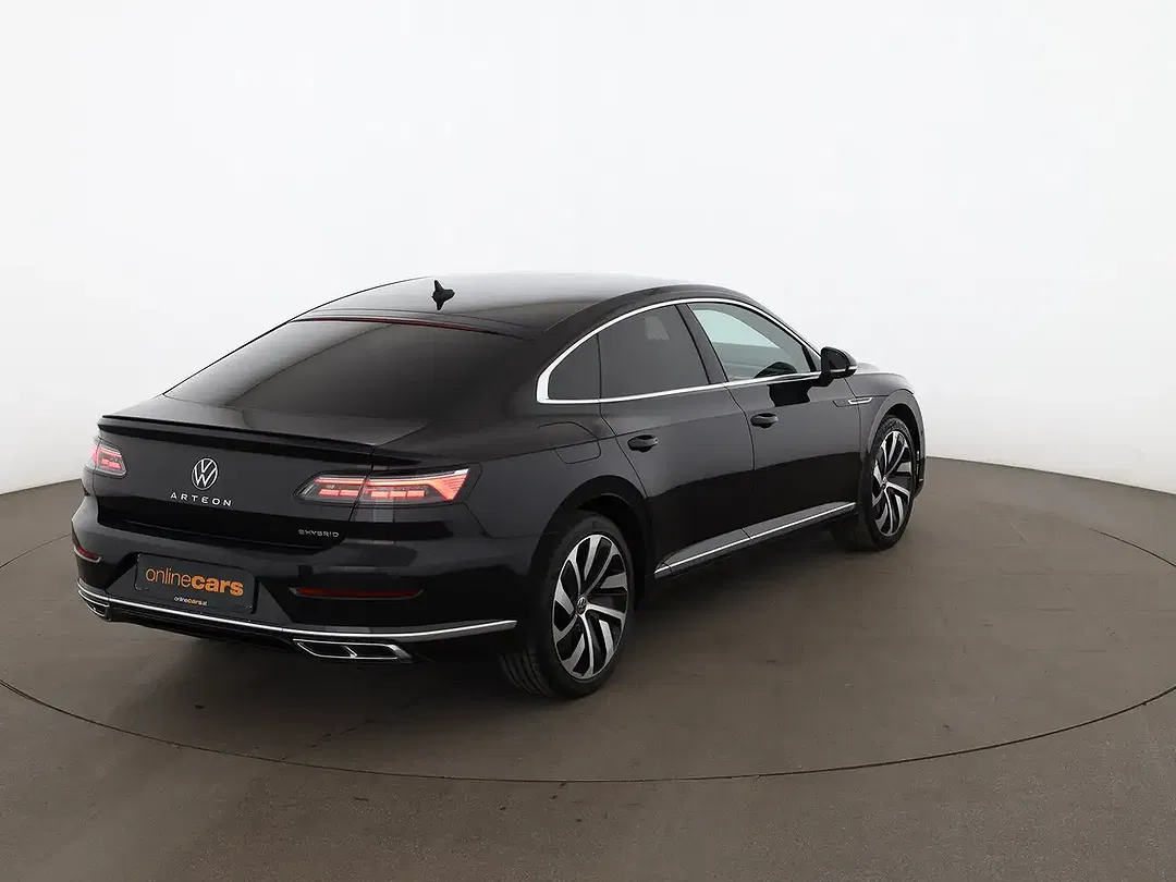 Volkswagen Arteon - Thumbnail 2
