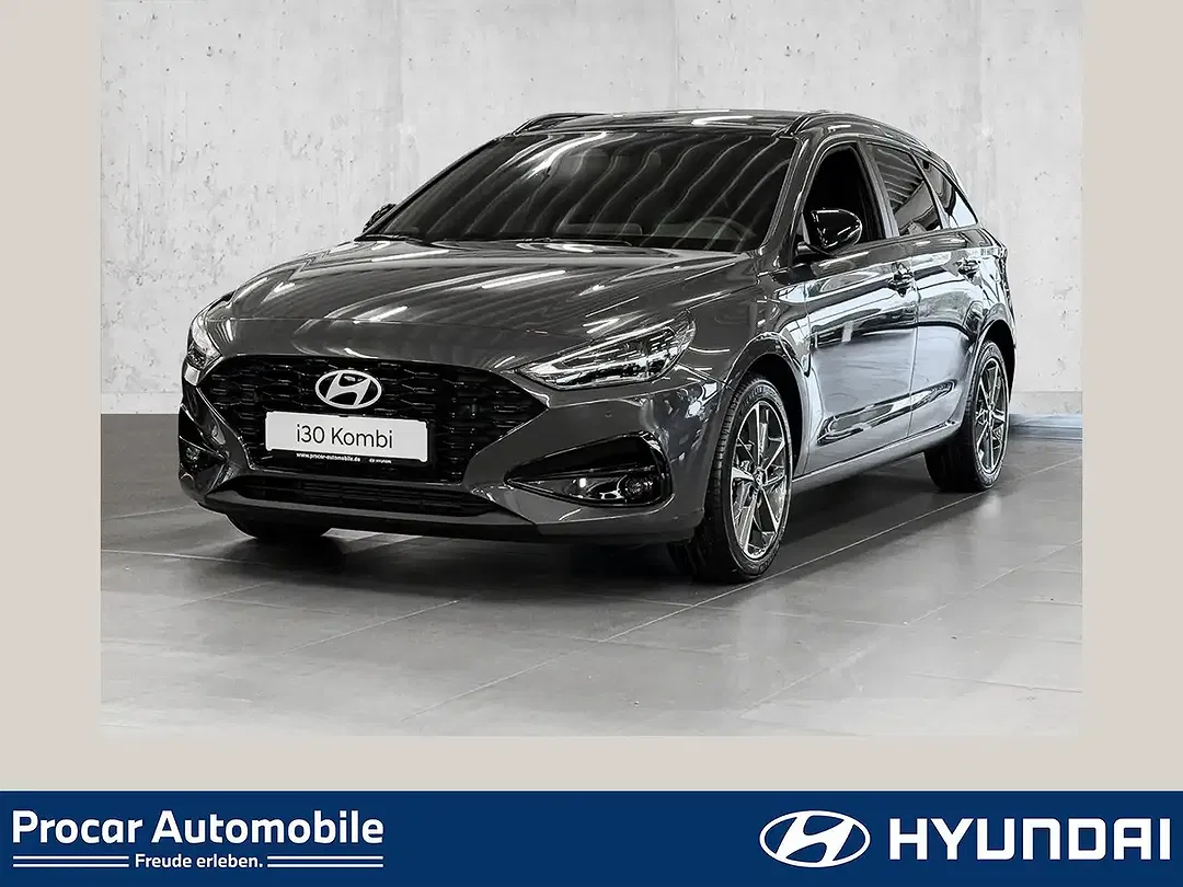 Hyundai i30 - Thumbnail 1
