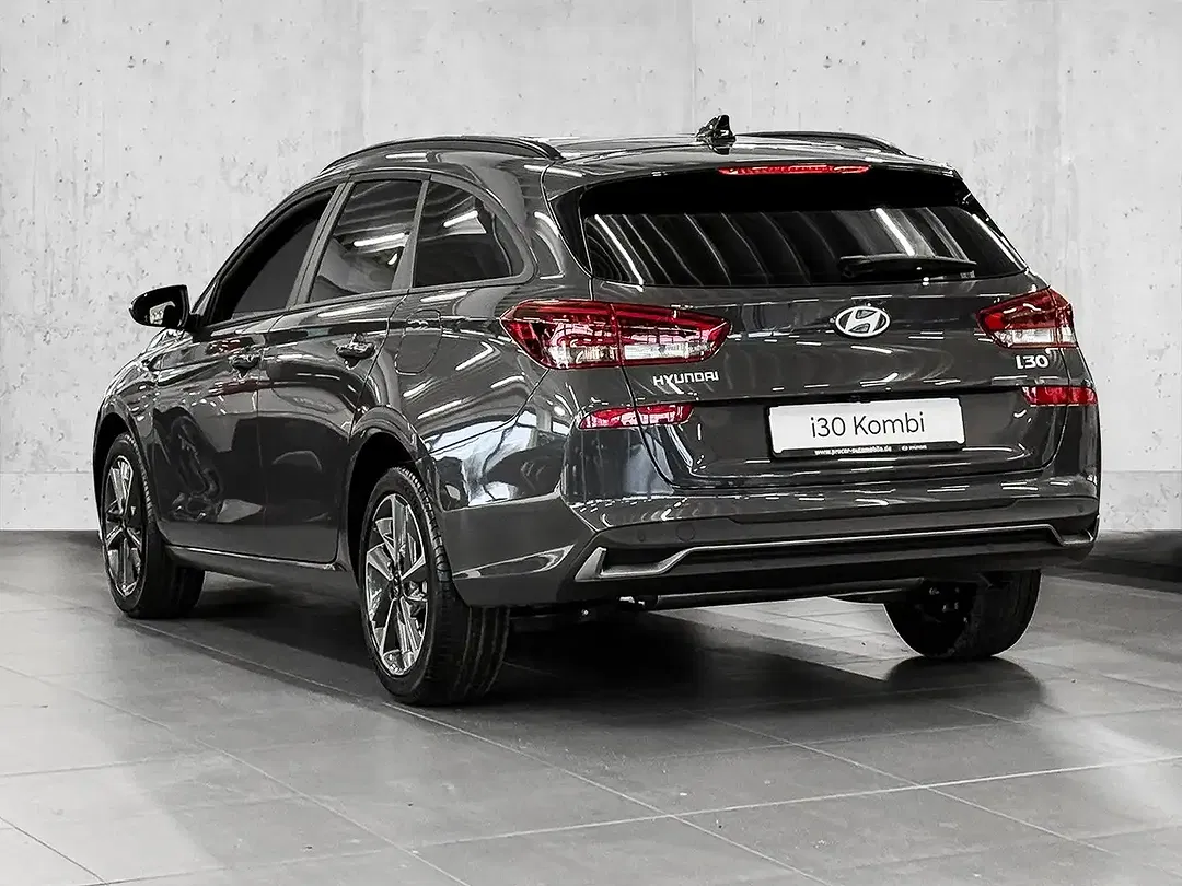 Hyundai i30 - Thumbnail 2