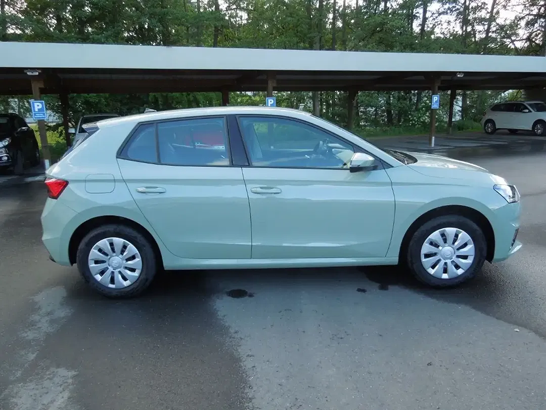 Skoda Fabia - Thumbnail 3