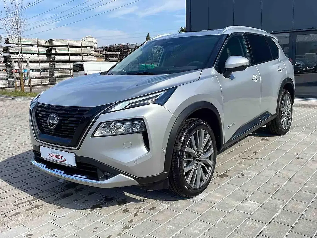 Nissan X-Trail - Thumbnail 2