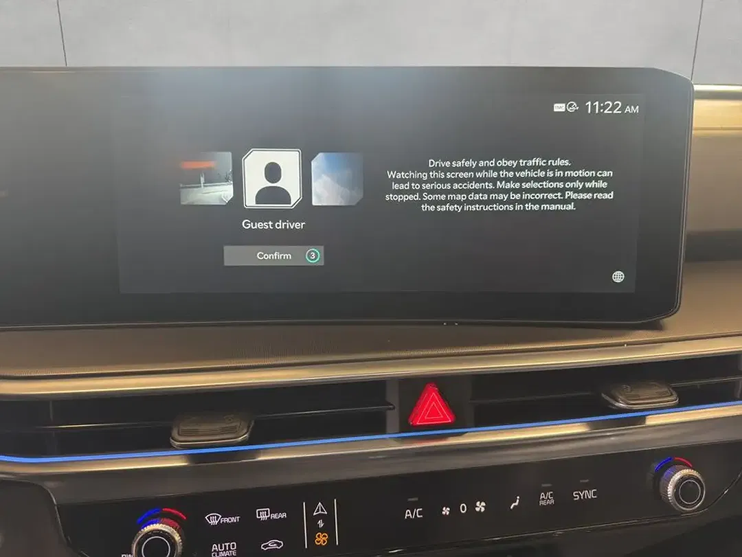 Kia Sorento - Thumbnail 13