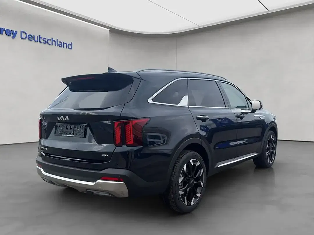 Kia Sorento - Thumbnail 6
