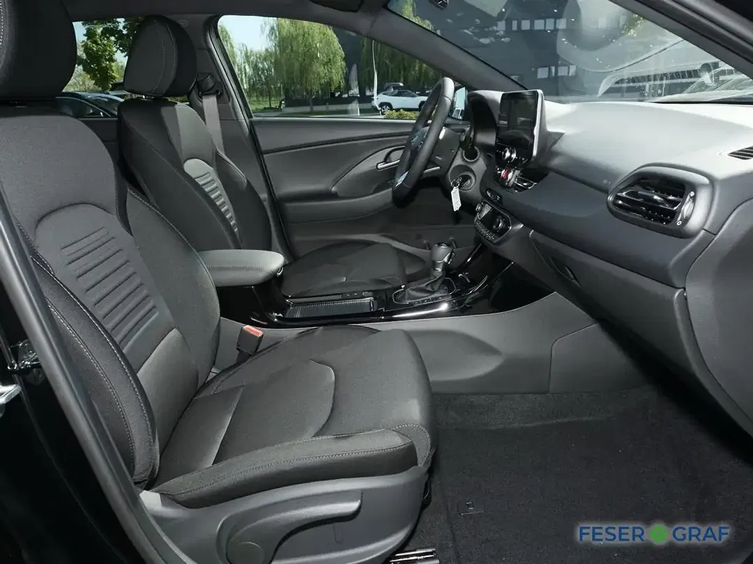 Hyundai i30 - Thumbnail 4