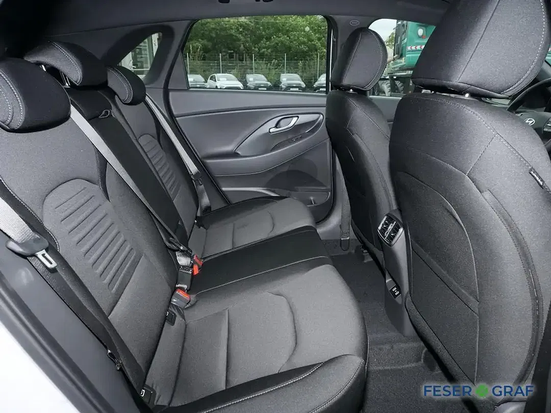 Hyundai i30 - Thumbnail 5