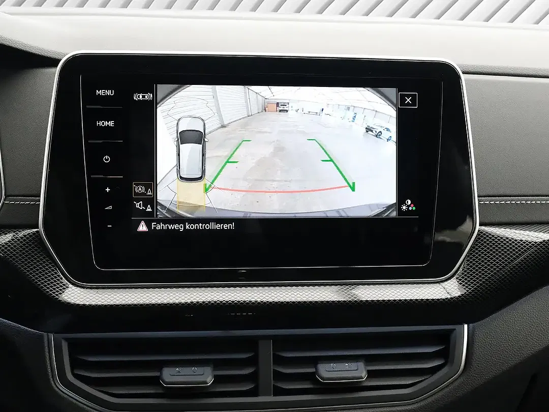 Volkswagen T-Cross - Thumbnail 10