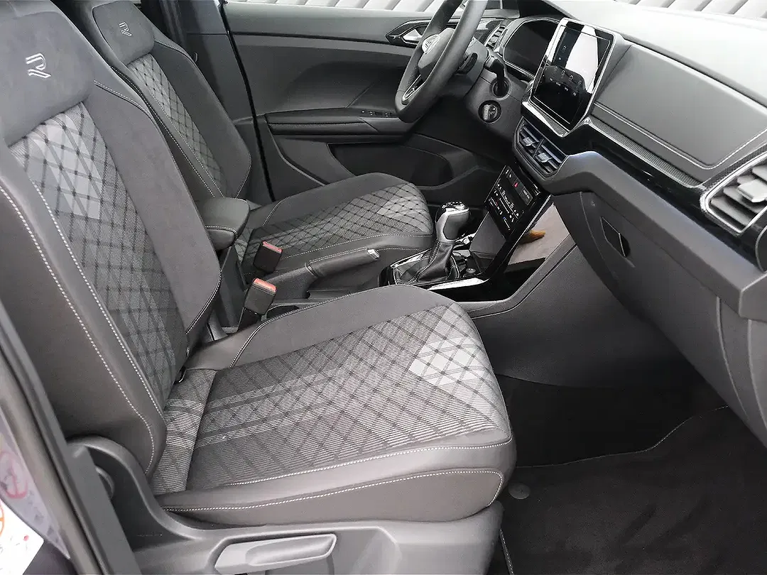 Volkswagen T-Cross - Thumbnail 11