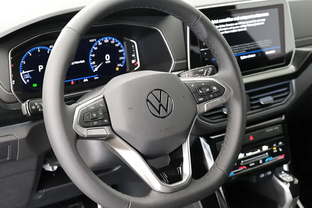 Volkswagen T-Cross - Thumbnail 9