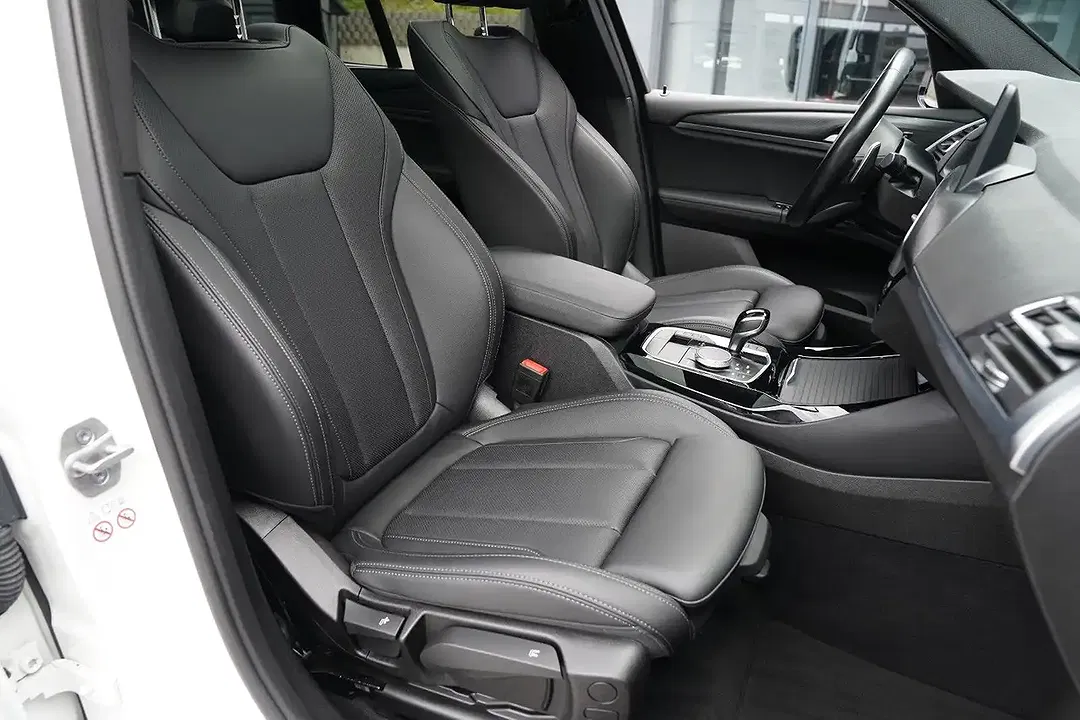 BMW X3 - Thumbnail 14