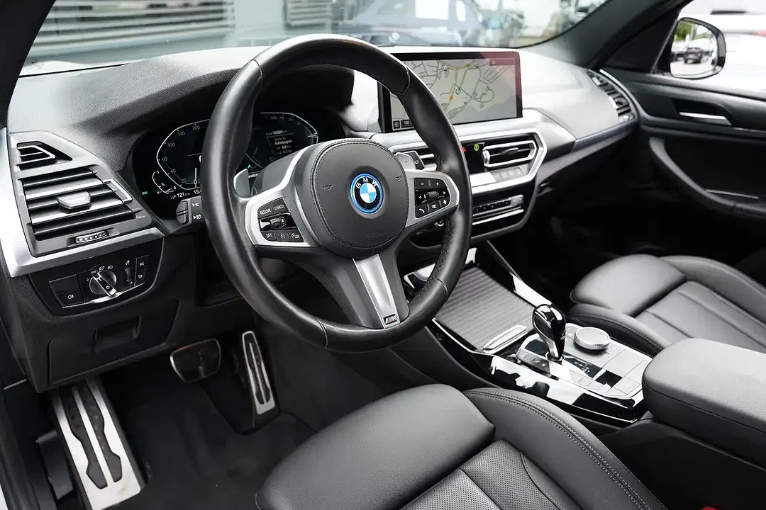 BMW X3 - Thumbnail 9