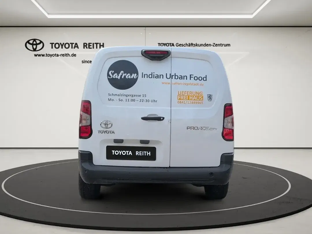 Toyota Proace City - Thumbnail 4