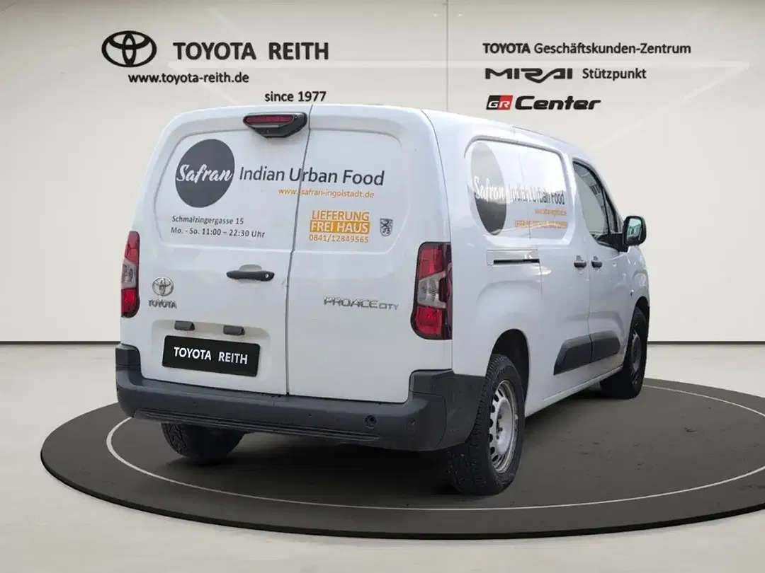 Toyota Proace City - Thumbnail 5