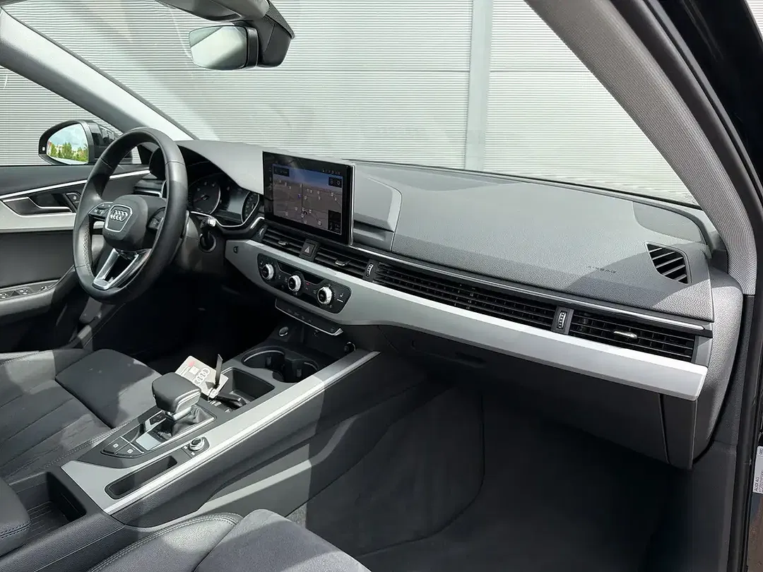 Audi A4 - Thumbnail 13