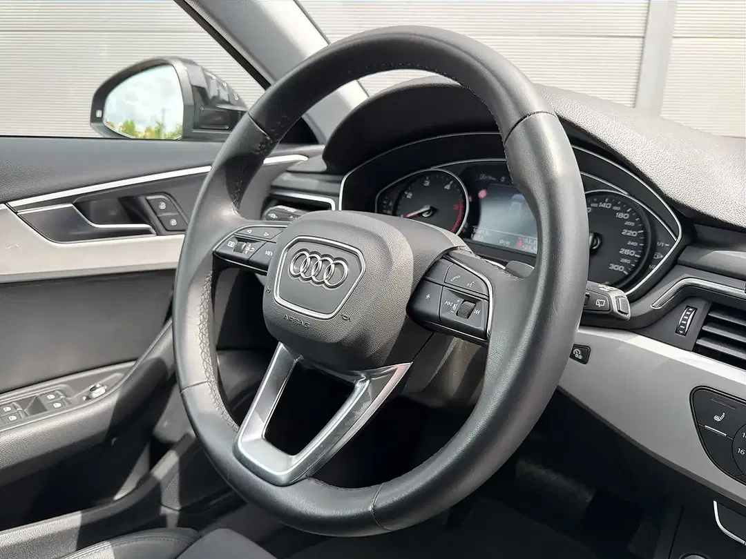 Audi A4 - Thumbnail 14