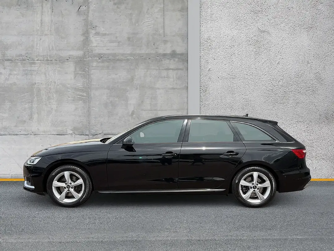 Audi A4 - Thumbnail 2