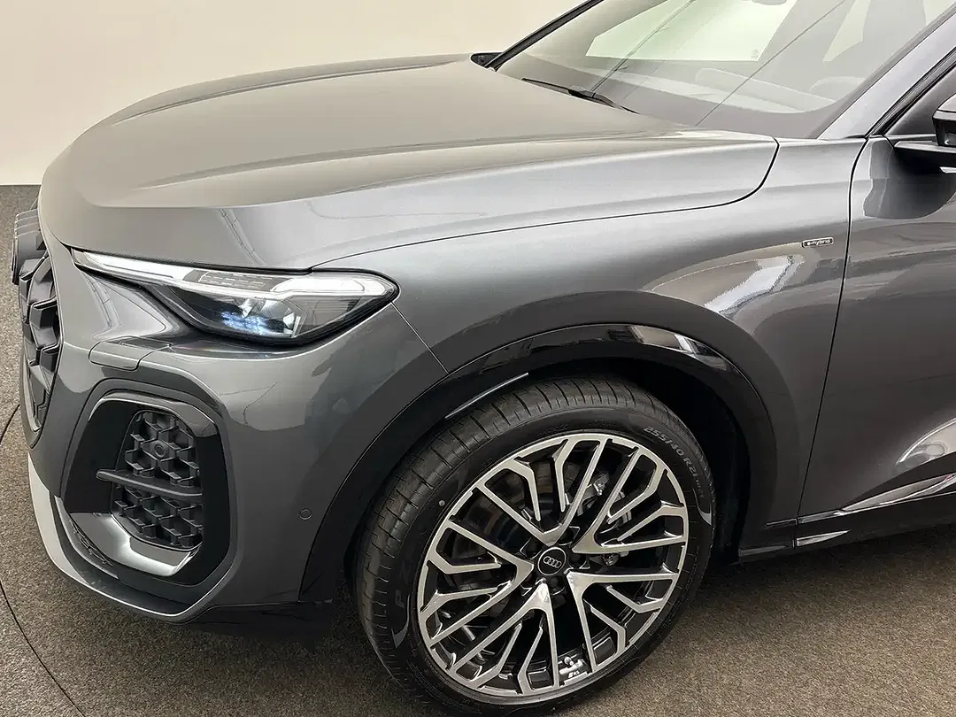 Audi Q5 - Thumbnail 6