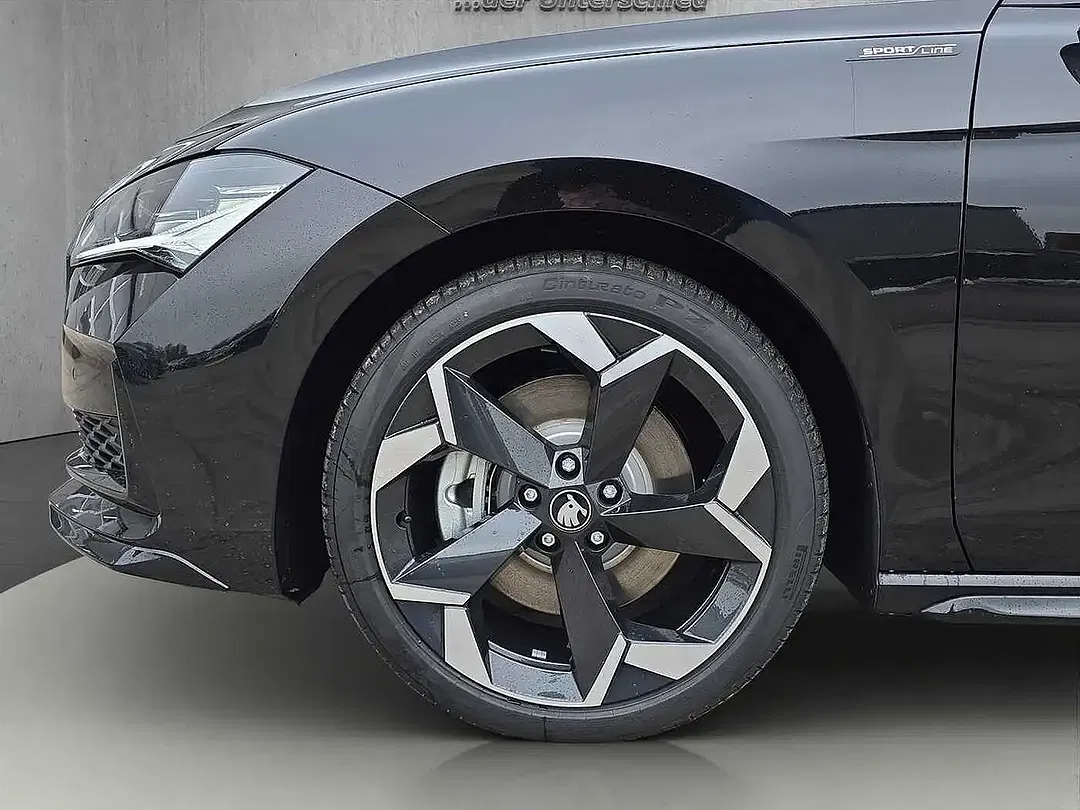 Skoda Superb - Thumbnail 13