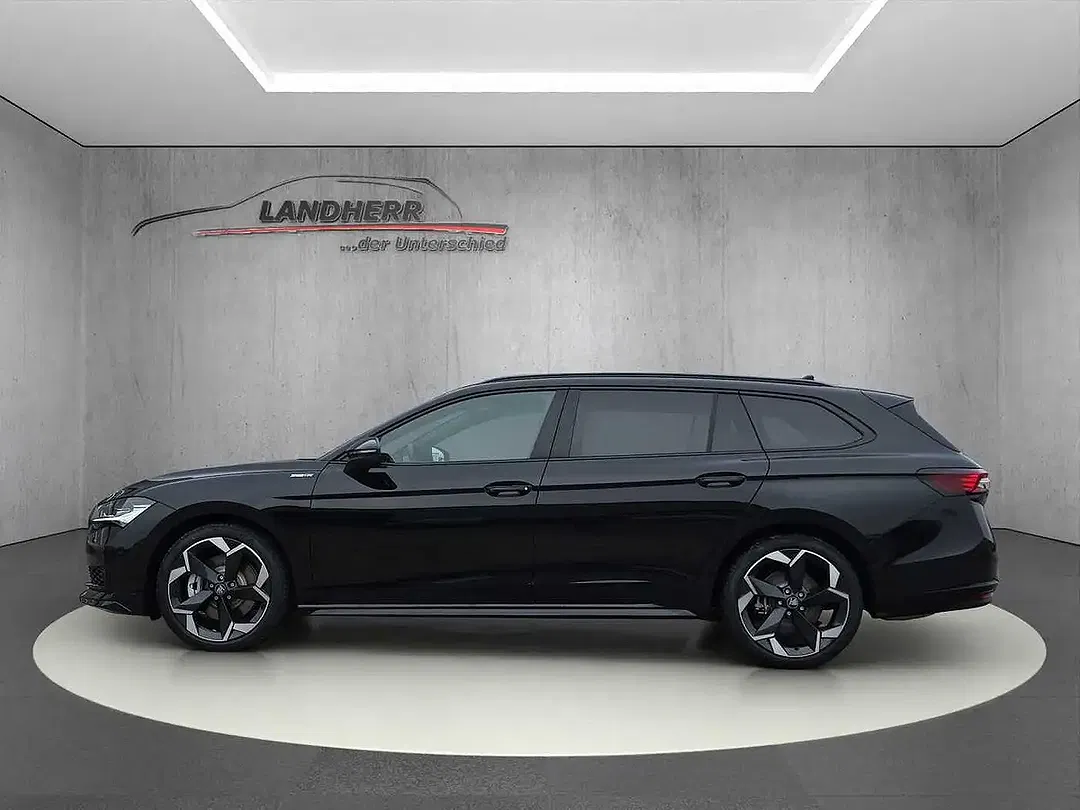 Skoda Superb - Thumbnail 2