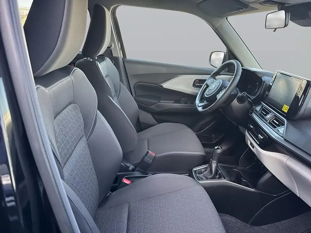 Suzuki Swift - Thumbnail 10