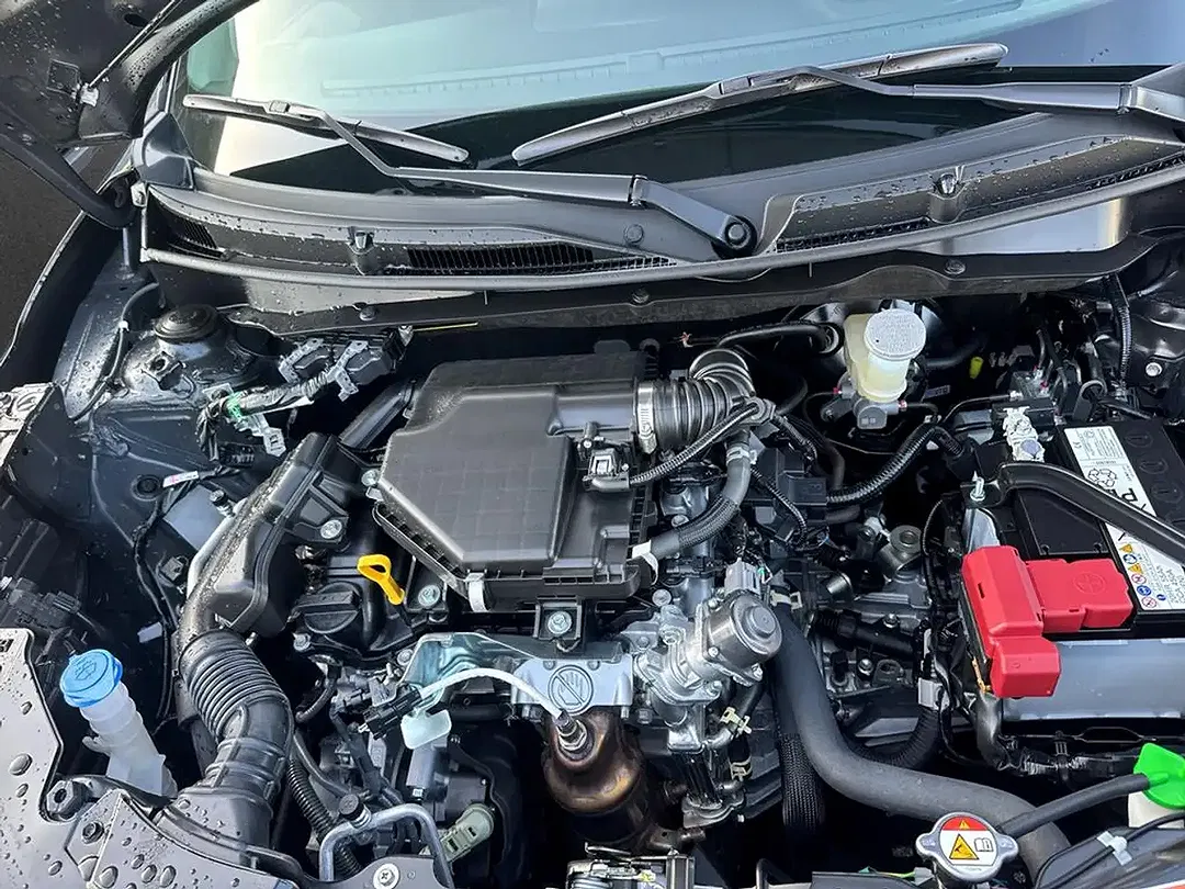 Suzuki Swift - Thumbnail 5