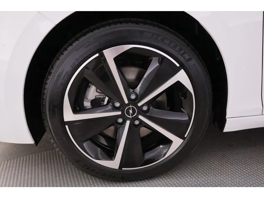 Opel Astra - Thumbnail 14