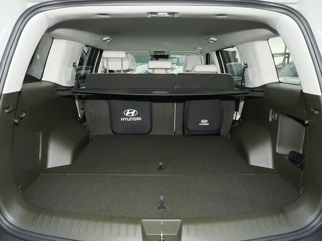 Hyundai SANTA FE - Thumbnail 9